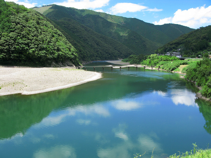 Shimanto_River_And_Iwama_Bridge_1